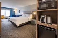 Holiday Inn Express & Suites Jackson - Flowood