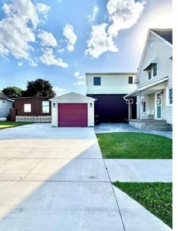 Minutes to Cedar Point- 5 Beds