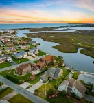 Luxury Waterfront Home & Boat Dock Walk to Beach