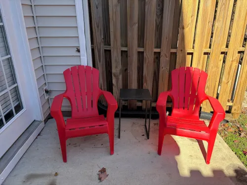 Stylish 2-bedroom townhome near Duke & Local Hospitals