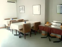 Hotel Sable Et Soleil - Port, Plage et Jacuzzi Privé