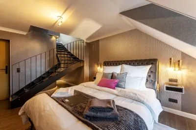 La Belle 10 Các khách sạn gần Domschatzkammer