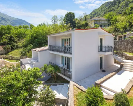 Apartments Dončić Hotels in Muo