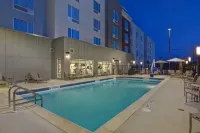 巴拿馬城海灘皮爾公園TownePlace Suites飯店 - 游泳池