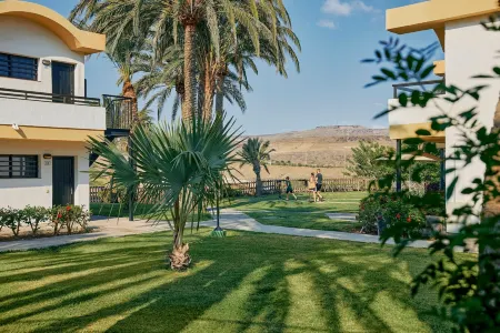 Grupotel Las Pitas Отели в г. Крусе де Аринага