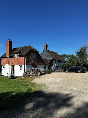 Bed and Breakfast Dunsfold Отели в г. Годалминг