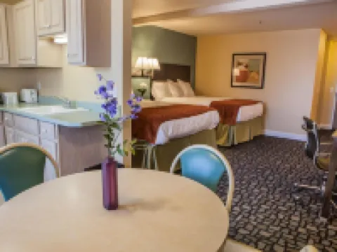 Marinwood Inn & Suites Hotels in Novato