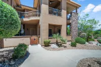 Poolside Retreat Directly Across from Pool! Hotels in Hurricane