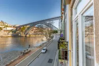 Travelstaytion - Ribeira Gaia 2 Hotels in Vila Nova de Gaia