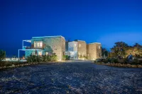 Cedar Bay Beachside Villas Hotel a 