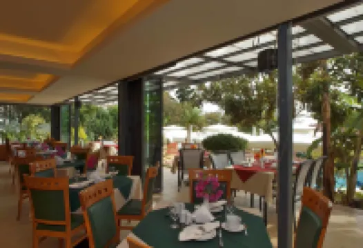 Paradise Lost Hotel-Apartments