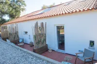 Herdade Das Onzenas de Cima Hotels in Couco