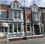 Sharn Bek Hotel