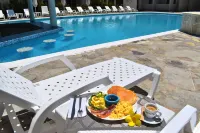 Tropical Casa Laguna - piscine
