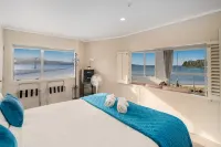 Waterfront Apartments Whitianga