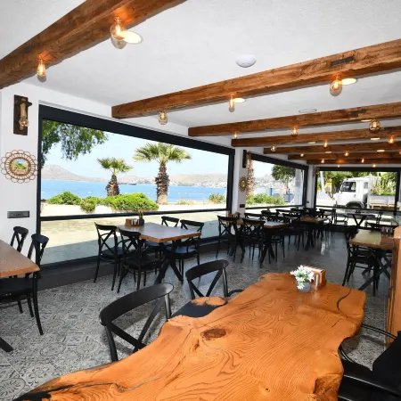 Blue Point Hotel