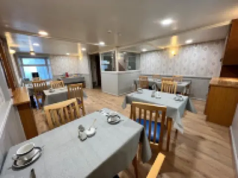 Gwesty Guest House Các khách sạn ở Aberystwyth