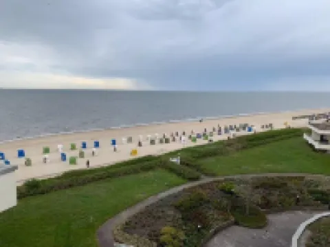 Penthouse by North Sea with Pool and Sauna