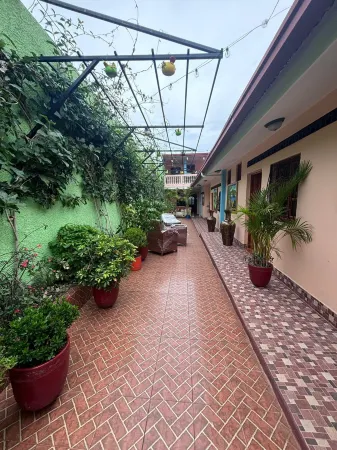 Granados Guest House Отели в г. El Zopilote