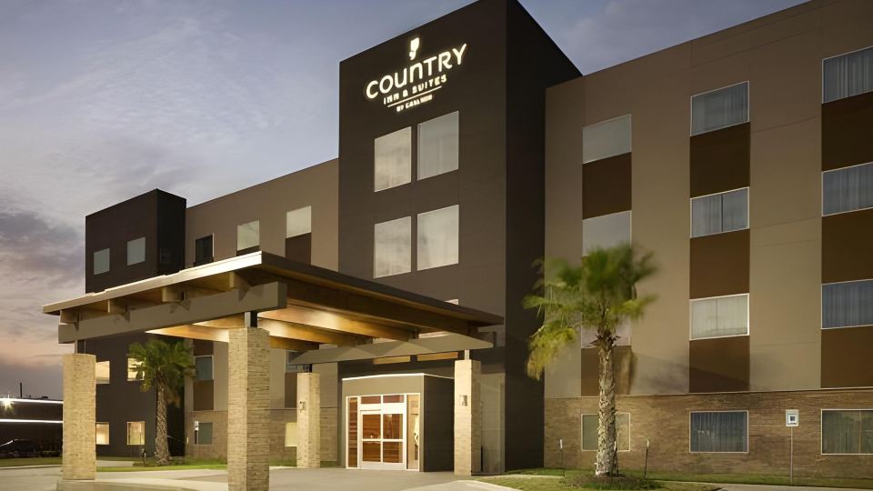 Ramada by Wyndham Houston Westchase
