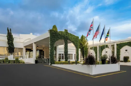 Lord Charles Hotel Отели рядом с достопримечательностью «Vergelegen Wine Estate»