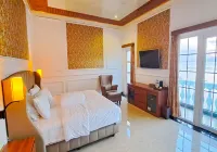 Gili Beachfront Suites Hotels near Gili Trawangan Turtle Hatchery
