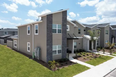 Luxurious Family-Friendly 5 Bd 12 Guests w Screened Pool Close to Disney Hotels near Dollar Tree
