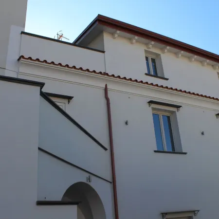 Villa Emanuel White Отели рядом с достопримечательностью «Пьяцца Лауро»