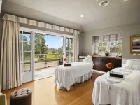Parklands Country Gardens & Lodges Blue Mountains Hotels in Blackheath