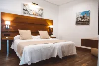Ferreira Hostal Boutique - Pensions