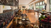 Hotel des Mille Collines - servizio colazione