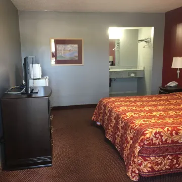 Haven Inn & Suites