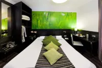 Ax Hôtel Spa & Restaurant Hotels in Montclar