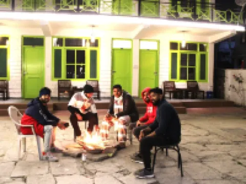 Trippy Turtle Hostel Hotels in Kullu District