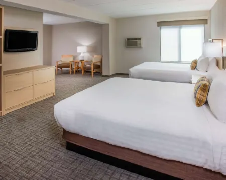 Days Inn & Suites by Wyndham Duluth by the Mall Hotels in Duluth