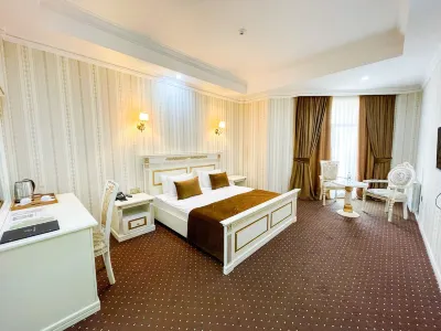 Premier Palace Hotel Отели рядом с достопримечательностью «Olimpik star»