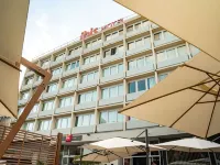 Ibis Alès Centre-Ville Hotel a Brouzet-les-Ales