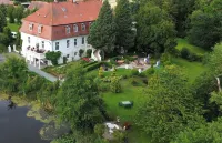 Jagdschloss Lalendorf Hotel di Dobbin-Linstow