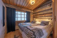 Kuukkeli Log Houses Teerenpesä - Superior Suite A49 Hotels in Saariselkä