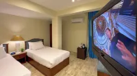 Giza Pyramids Inn Hotels in Nazlet El-Semman