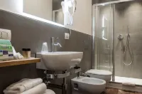 Homy Bnb Hoteles en Capraia e Limite