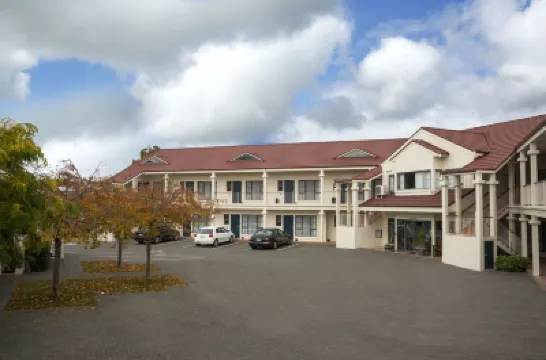 Aubyn Court Spa Motel Hotels in 