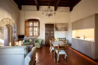 Castello Vicchiomaggio Hotels in Greve