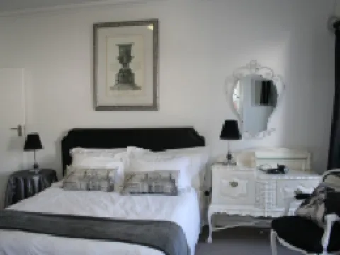 Paternoster Place Hotels in Paternoster