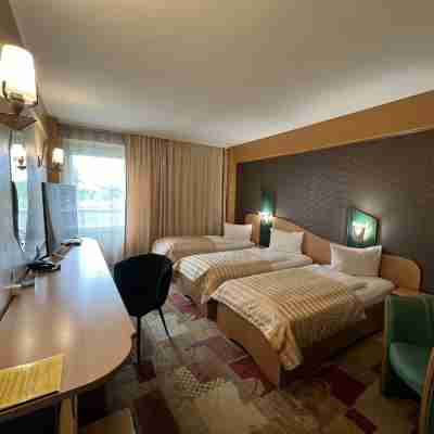 Ambassador Hotel Rooms