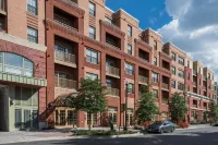 National at Clarendon - Apartments