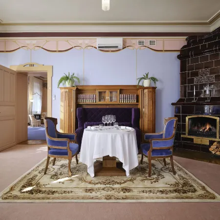 Villa Ammende Restaurant and Hotel