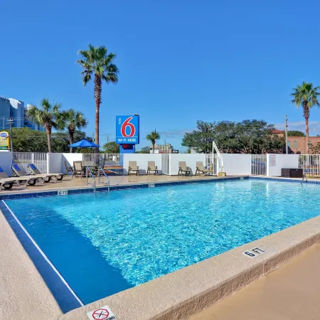 Motel 6 Destin, FL