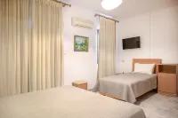 Sunset Hotel