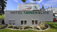 Hotel Tannenblick Hotels near Brunnen Center